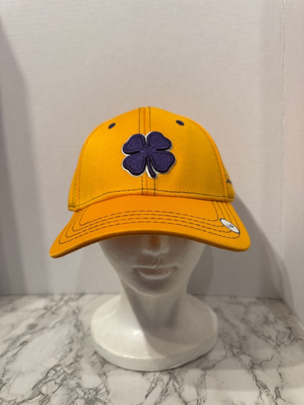 Unisex Black Clover Live Lucky Premium Clover #1 Gold/Navy? Fitted L/XL Golf Hat